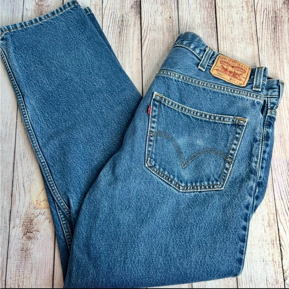 550 Levi’s Relaxed Fit Jeans 40 X 32